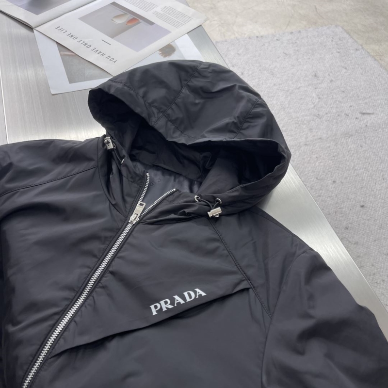 Pra*a outwear